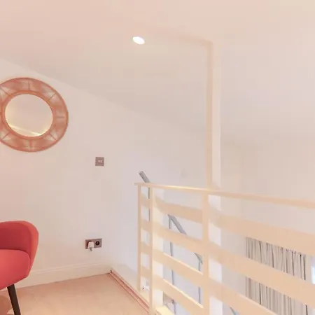 Angleterre 4 - Grand Studio Equipe Avec Mezzanine Apartamento *
